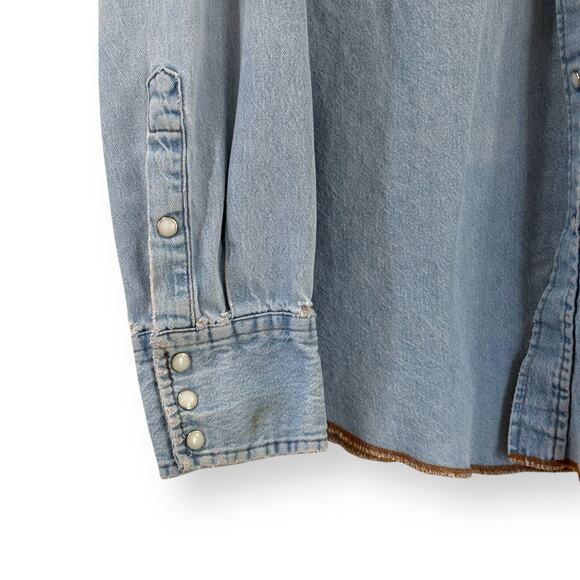 Wrangler 90s VTG Distressed Pearl Snap Denim Shirt Mens L Western Long Sleeve - Picture 6 of 16